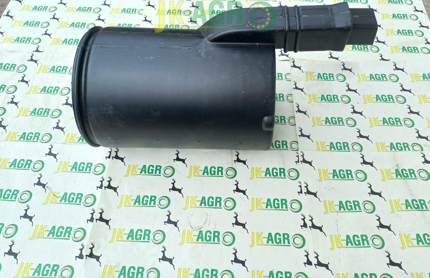 Корпус воздушного фильтра John Deere R125779