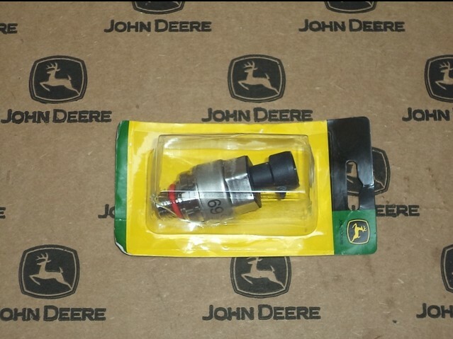 Датчик давления&nbsp;John Deere&nbsp;RE581543, RE277647 &nbsp;