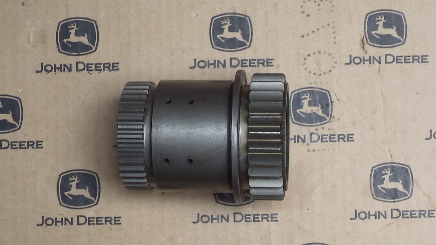 Режим коробки с шайбой John Deere RE228608 (R227592 )